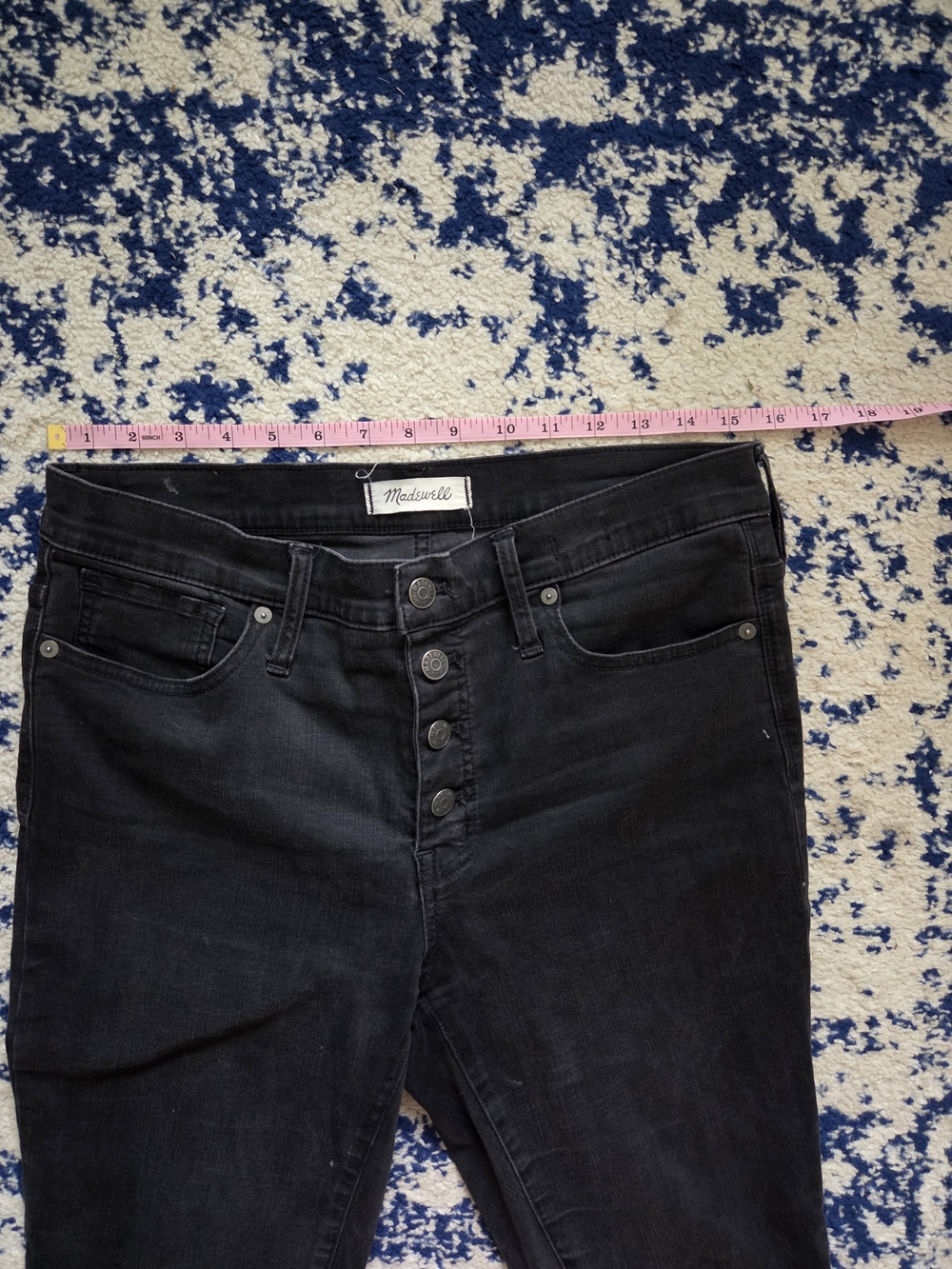 Madewell Black High-Rise Button-Fly Skinny Jeans - Raw Hem - Picture 8 of 9